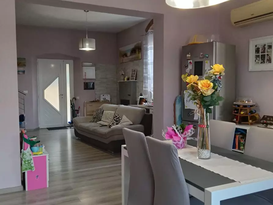 Immagine 12 di Appartamento in vendita  a Rosignano Marittimo