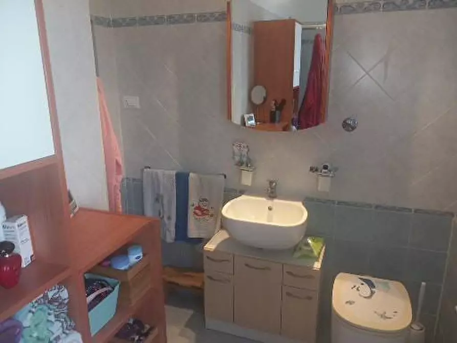 Immagine 34 di Appartamento in vendita  a Rosignano Marittimo