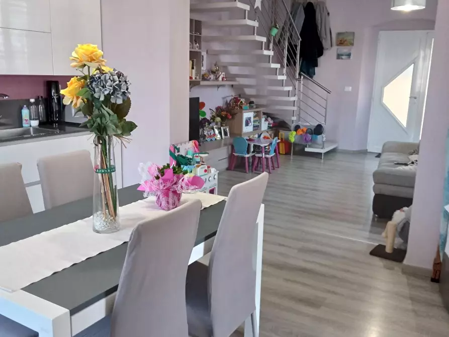 Immagine 14 di Appartamento in vendita  a Rosignano Marittimo