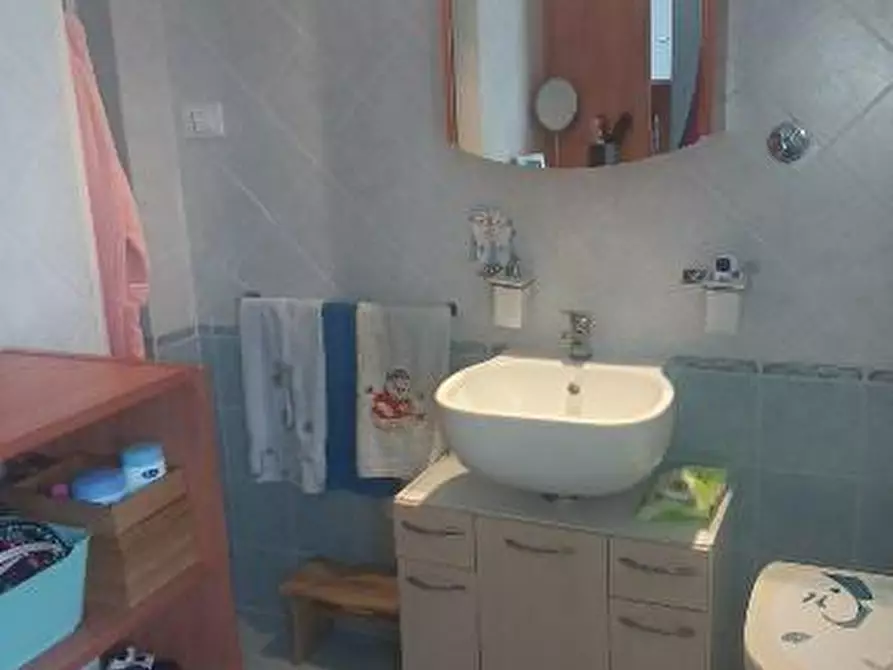 Immagine 35 di Appartamento in vendita  a Rosignano Marittimo