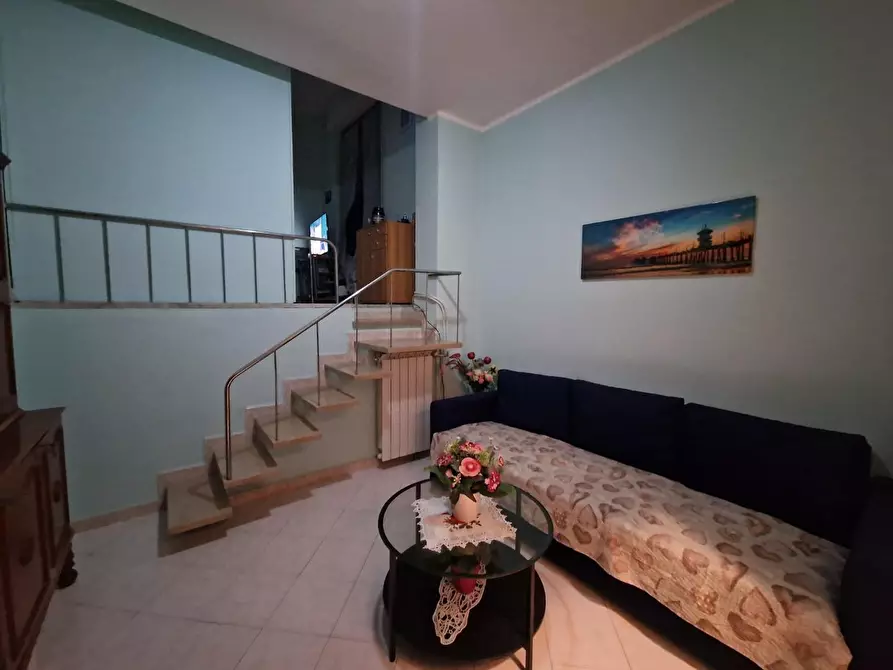 Immagine 2 di Appartamento in vendita  a Carrara