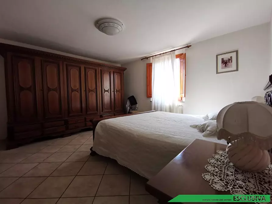 Immagine 23 di Casa indipendente in vendita  a Fucecchio