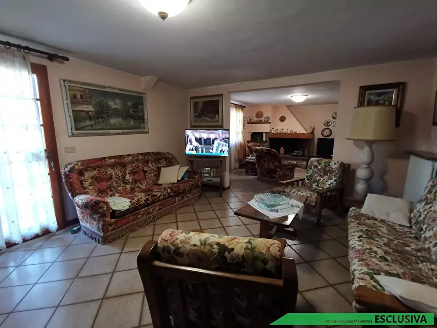 Immagine 5 di Casa indipendente in vendita  a Fucecchio