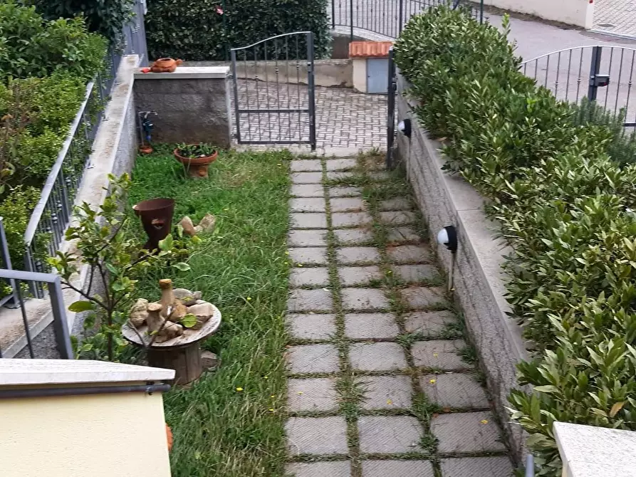 Immagine 2 di Appartamento in vendita  a Campiglia Marittima