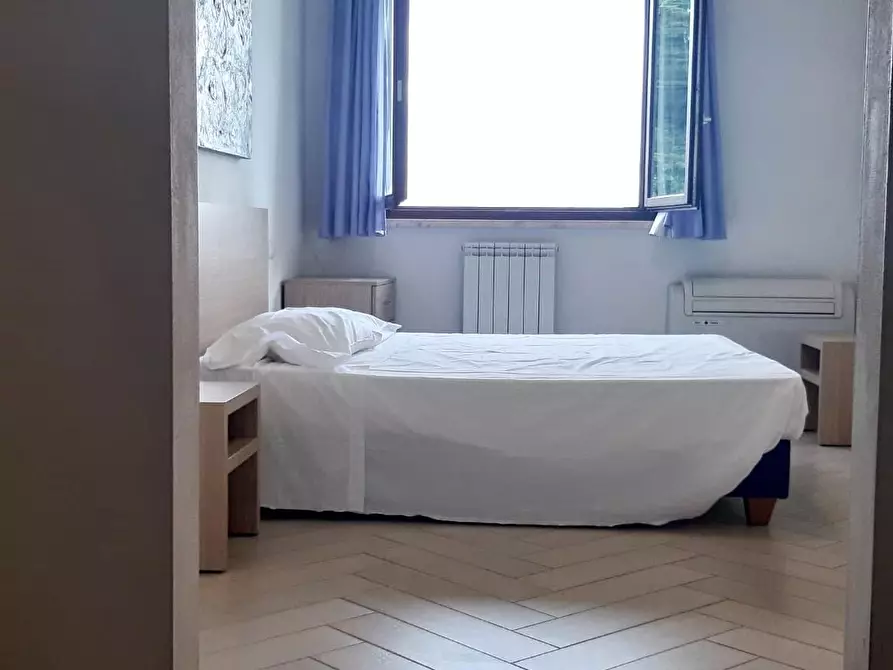 Immagine 14 di Appartamento in vendita  a Campiglia Marittima