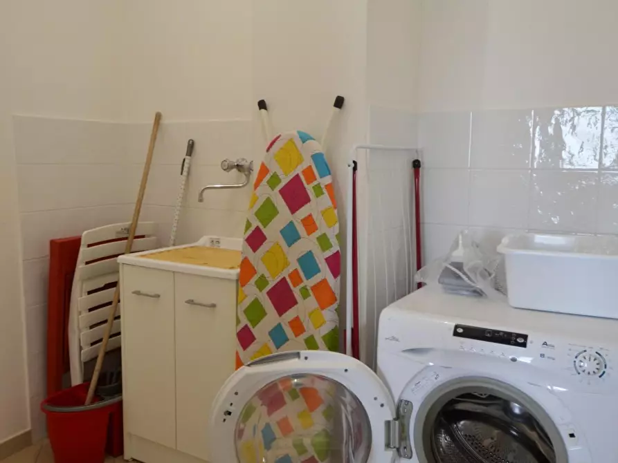 Immagine 11 di Appartamento in vendita  a Campiglia Marittima