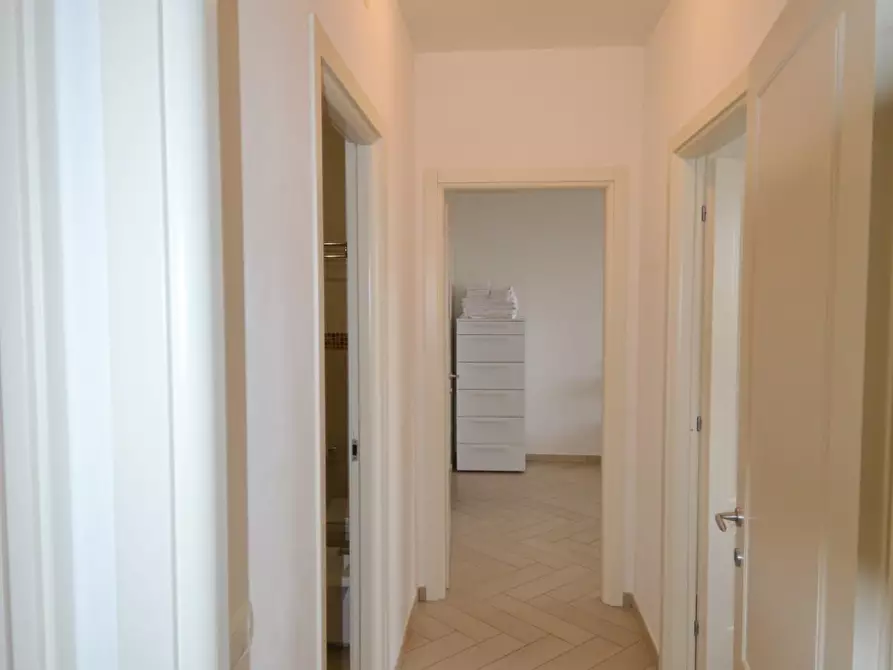 Immagine 10 di Appartamento in vendita  a Campiglia Marittima