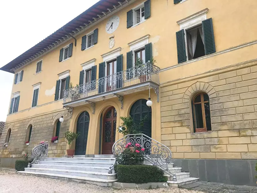 Immagine 32 di Appartamento in vendita  a Siena