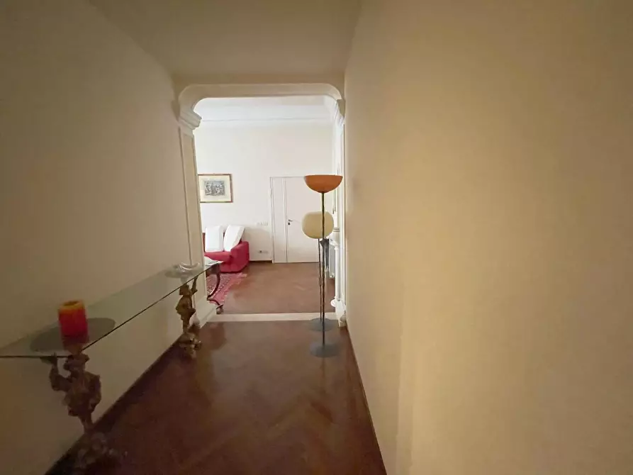 Immagine 3 di Appartamento in vendita  a Siena