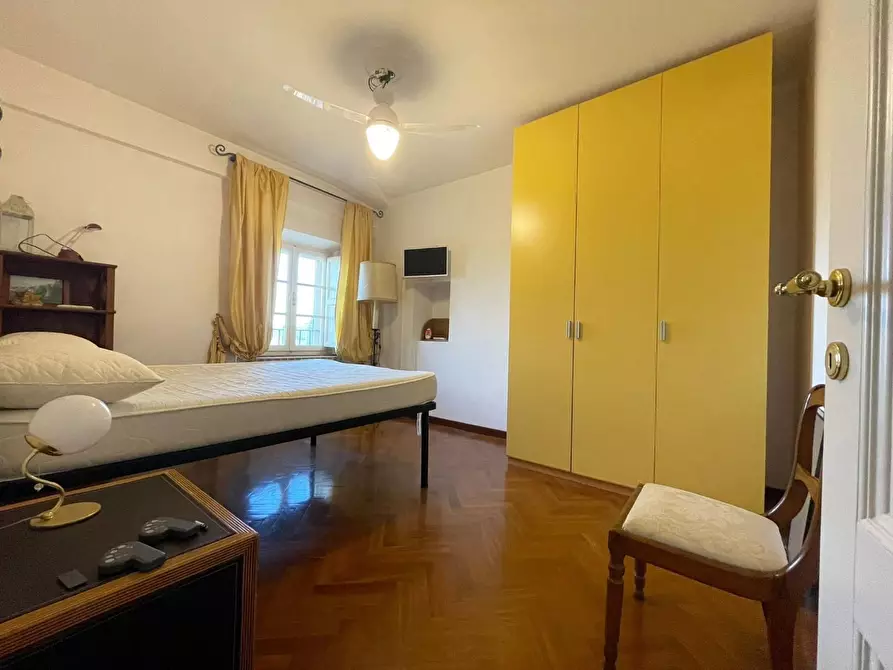 Immagine 22 di Appartamento in vendita  a Siena