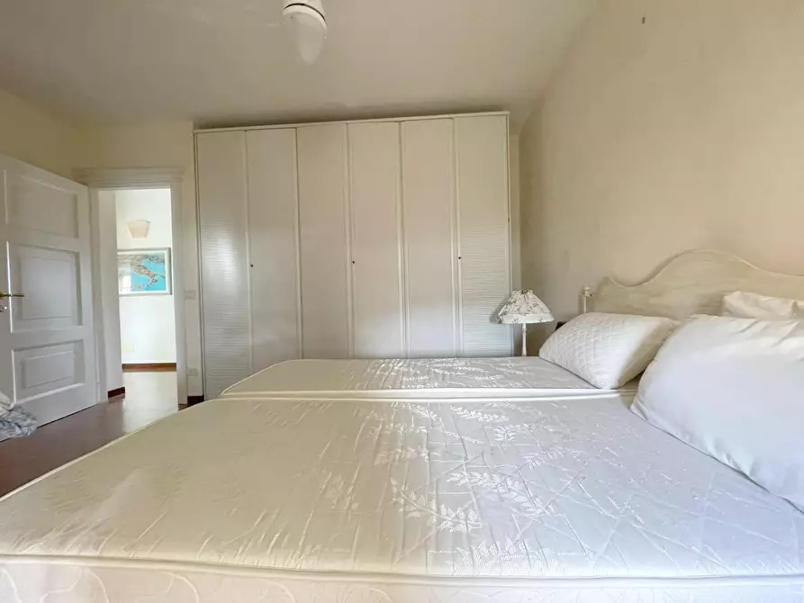 Immagine 24 di Appartamento in vendita  a Siena