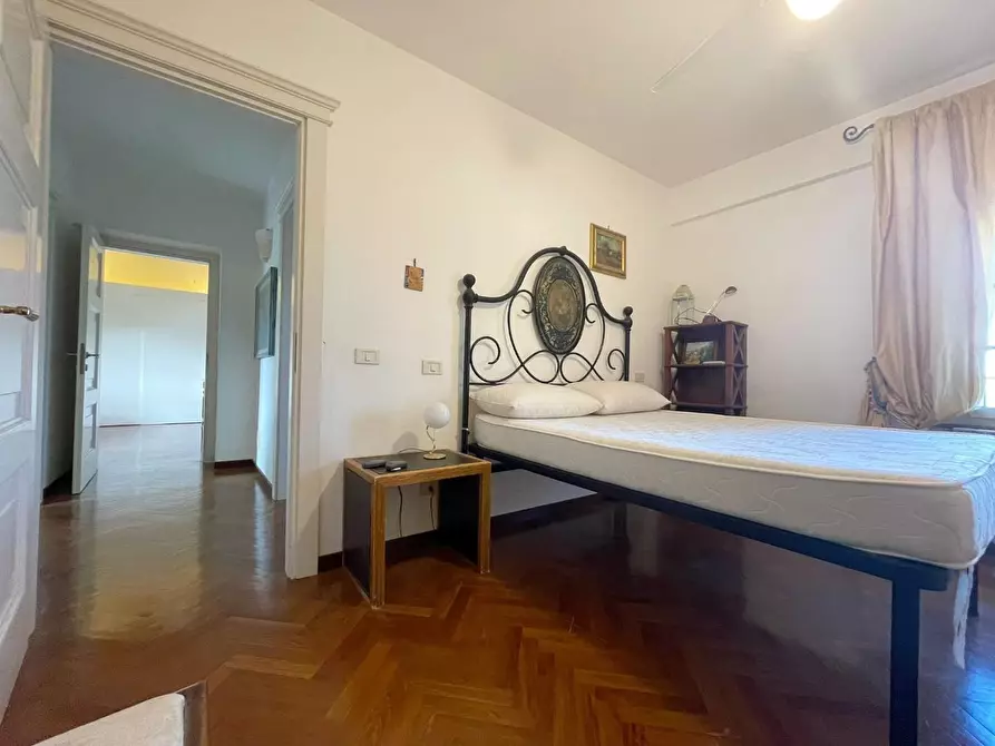 Immagine 29 di Appartamento in vendita  a Siena