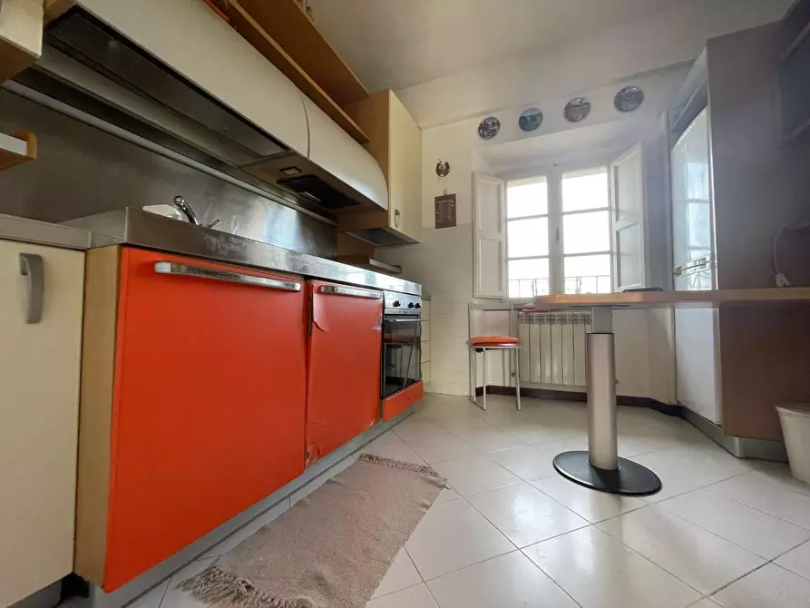 Immagine 18 di Appartamento in vendita  a Siena