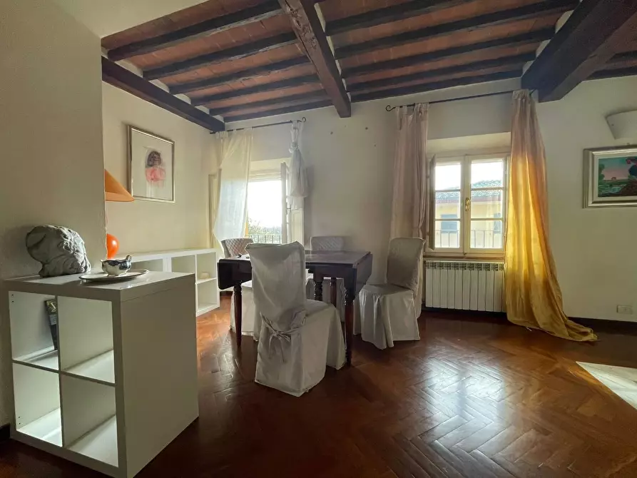 Immagine 10 di Appartamento in vendita  a Siena