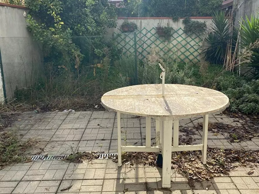 Immagine 4 di Porzione di casa in vendita  a Viareggio