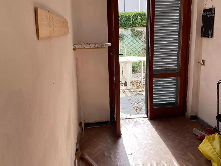 Immagine 3 di Porzione di casa in vendita  a Viareggio
