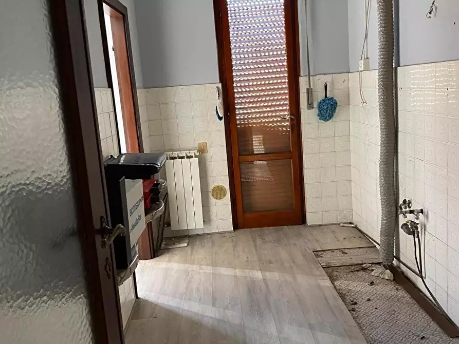 Immagine 9 di Porzione di casa in vendita  a Viareggio
