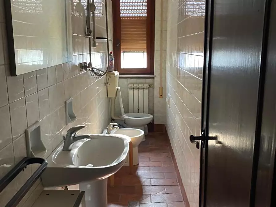 Immagine 8 di Porzione di casa in vendita  a Viareggio