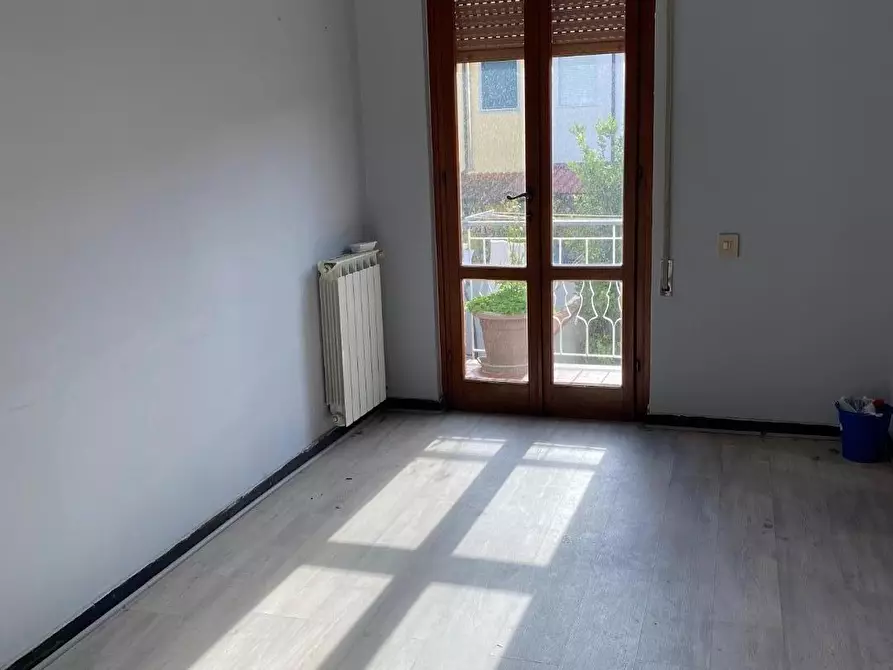 Immagine 11 di Porzione di casa in vendita  a Viareggio