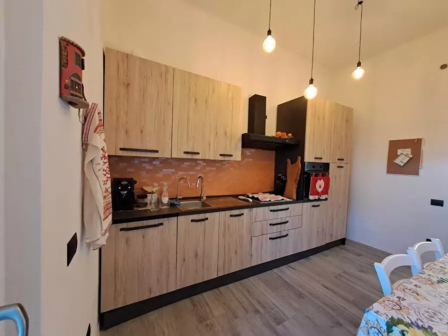 Immagine 7 di Appartamento in vendita  a Carrara