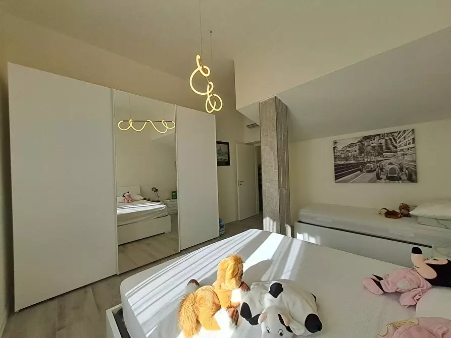 Immagine 39 di Appartamento in vendita  a Carrara