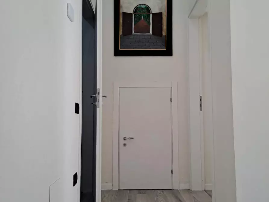 Immagine 44 di Appartamento in vendita  a Carrara