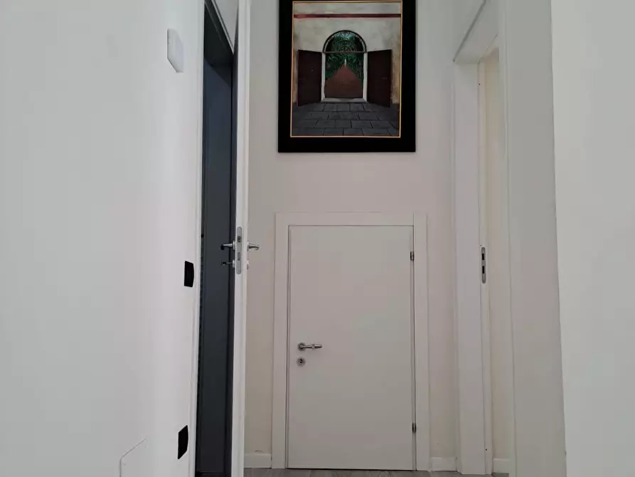 Immagine 28 di Appartamento in vendita  a Carrara