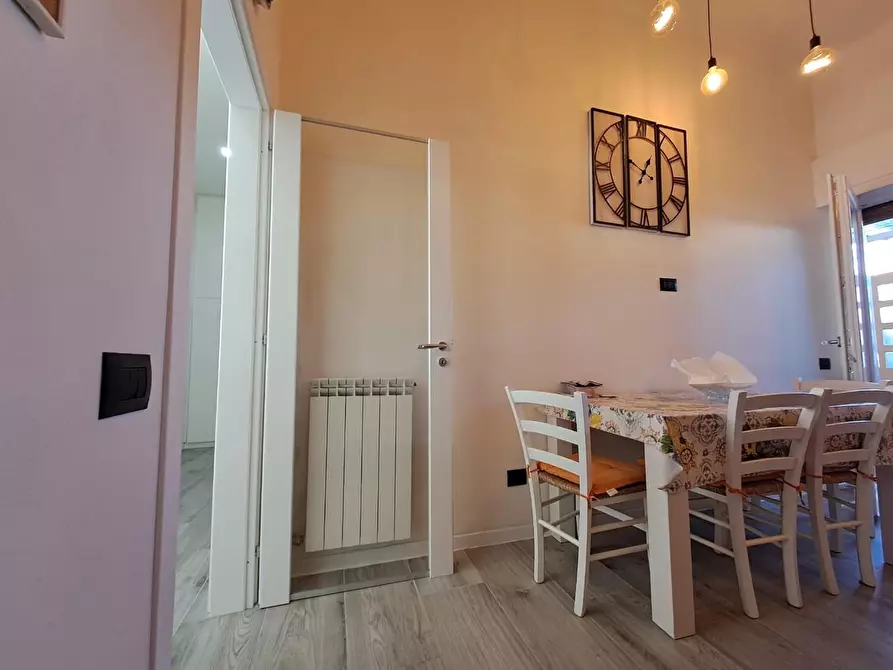 Immagine 29 di Appartamento in vendita  a Carrara