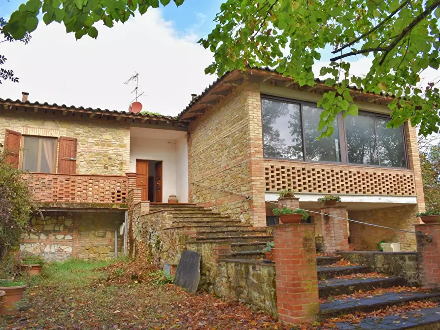 Immagine 3 di Villa in vendita  a San Gimignano