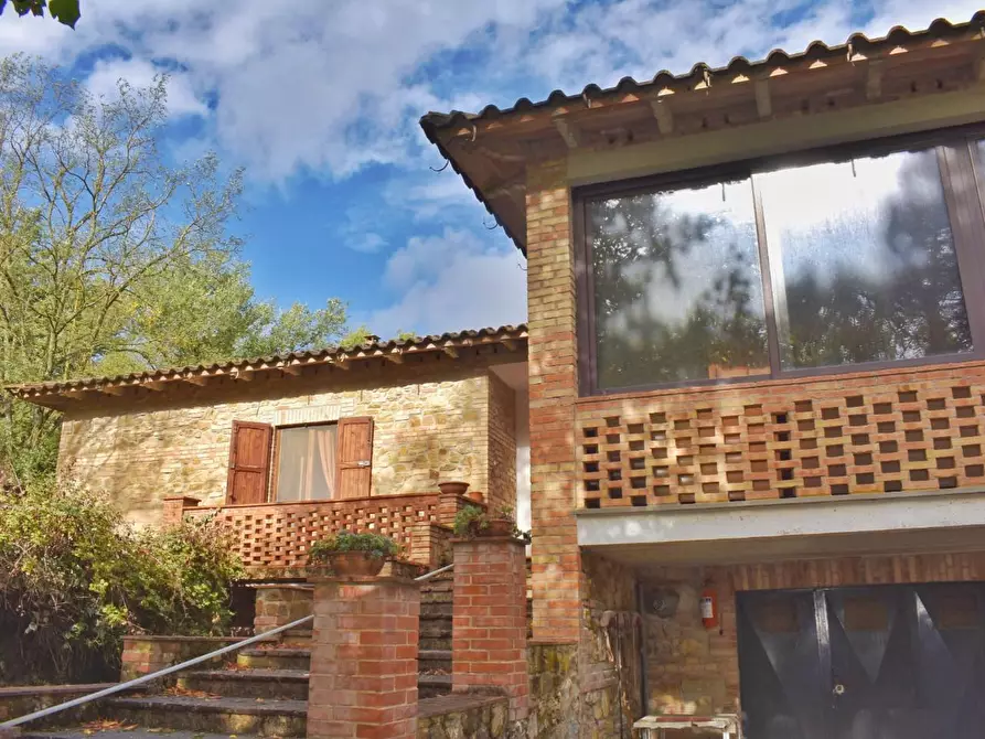 Immagine 6 di Villa in vendita  a San Gimignano