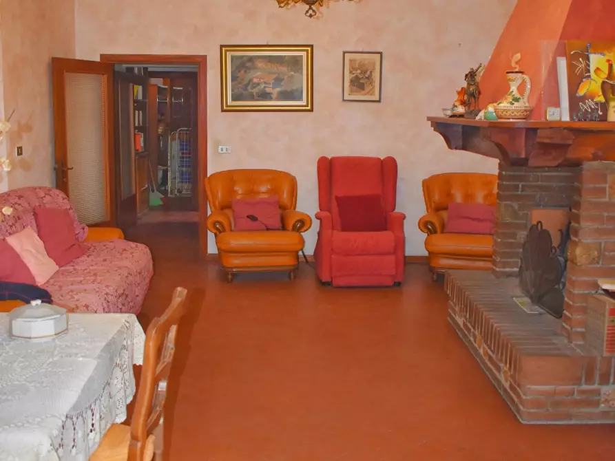 Immagine 20 di Villa in vendita  a San Gimignano