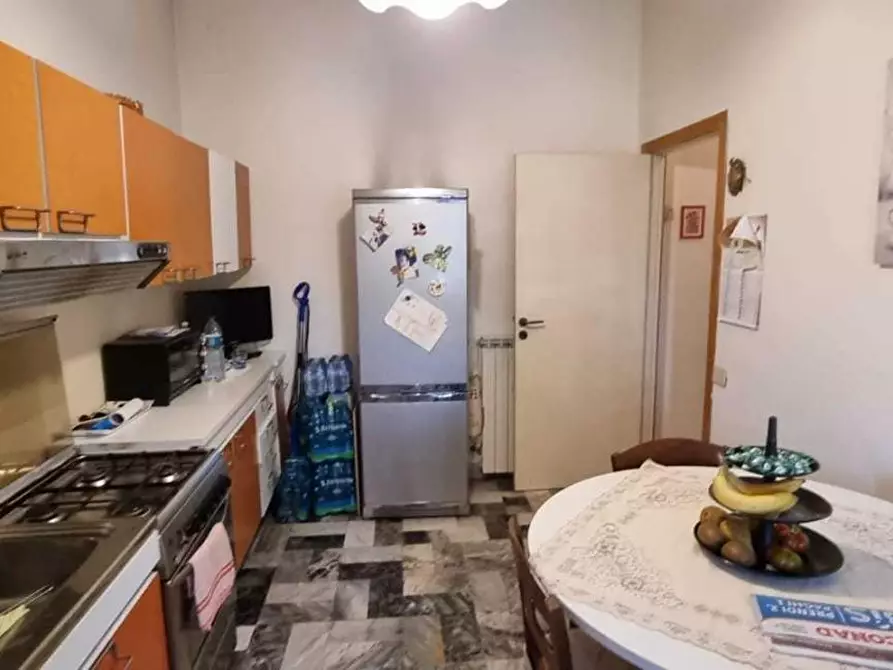 Immagine 24 di Appartamento in vendita  a Massa