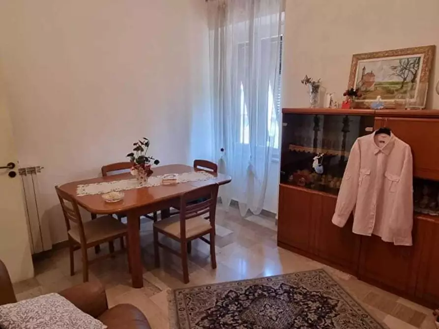 Immagine 19 di Appartamento in vendita  a Massa