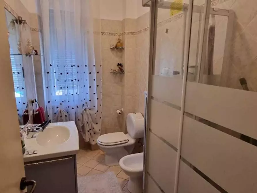 Immagine 22 di Appartamento in vendita  a Massa