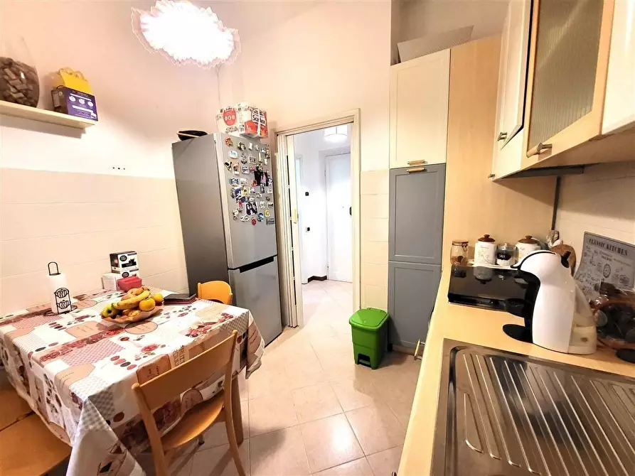 Immagine 4 di Appartamento in vendita  a Massa