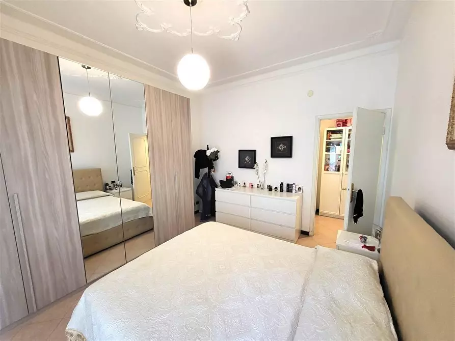 Immagine 10 di Appartamento in vendita  a Massa