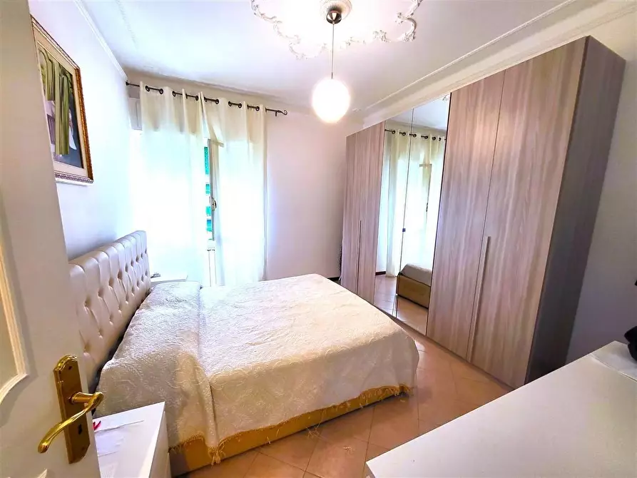 Immagine 12 di Appartamento in vendita  a Massa