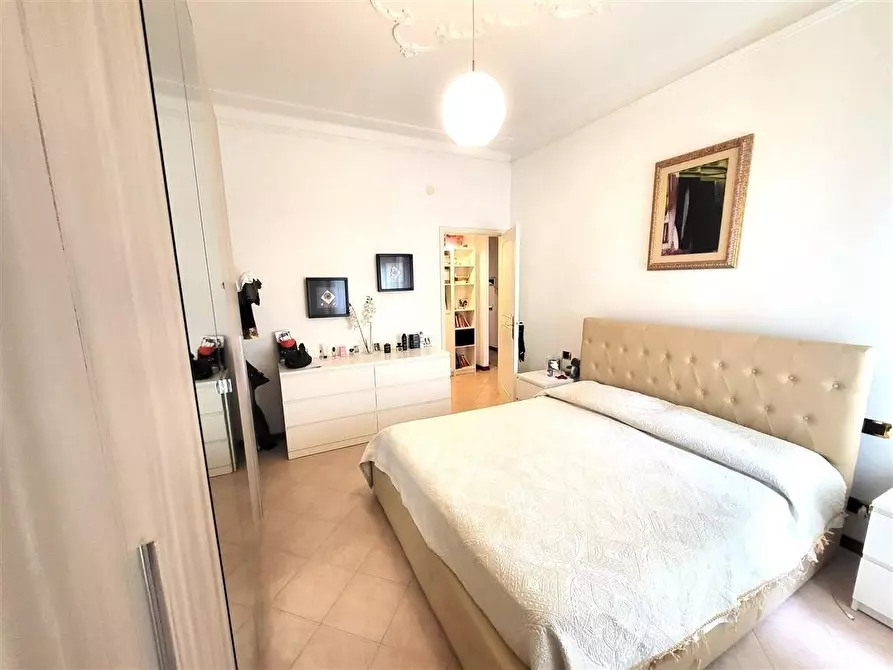 Immagine 7 di Appartamento in vendita  a Massa