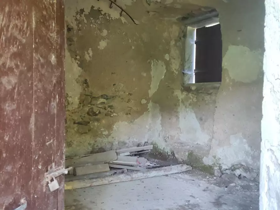 Immagine 14 di Casa semindipendente in vendita  a Tresana