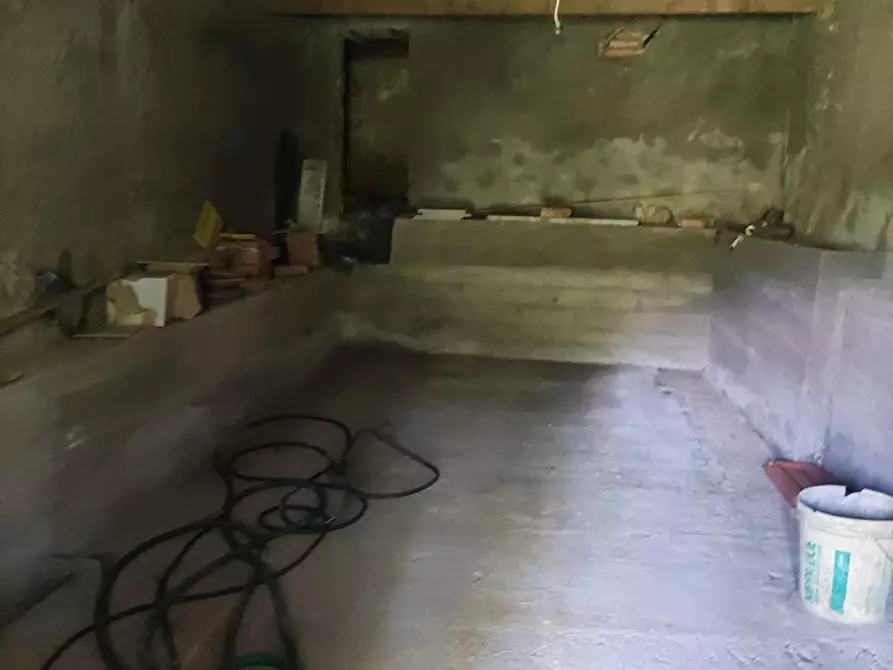 Immagine 10 di Casa semindipendente in vendita  a Tresana