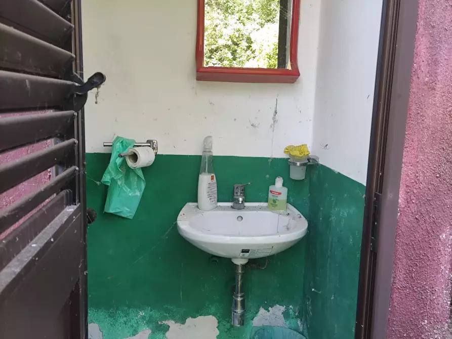 Immagine 12 di Casa semindipendente in vendita  a Tresana