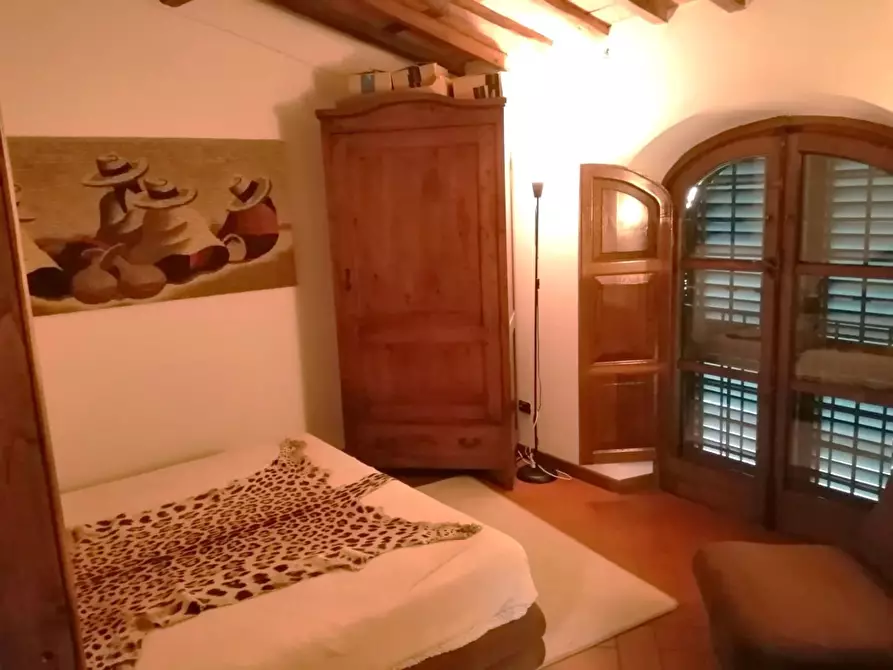 Immagine 20 di Rustico / casale in vendita  a Lucca