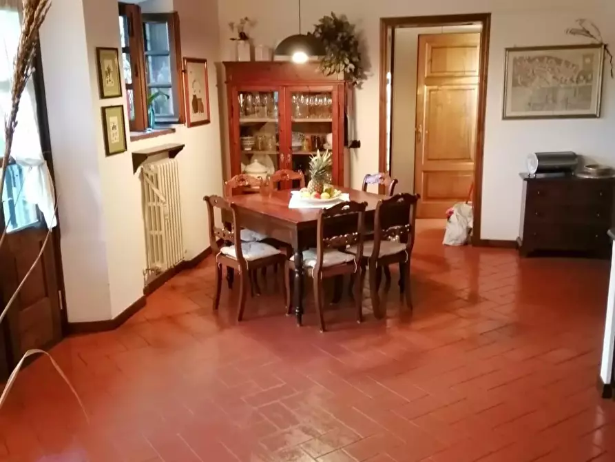 Immagine 12 di Rustico / casale in vendita  a Lucca