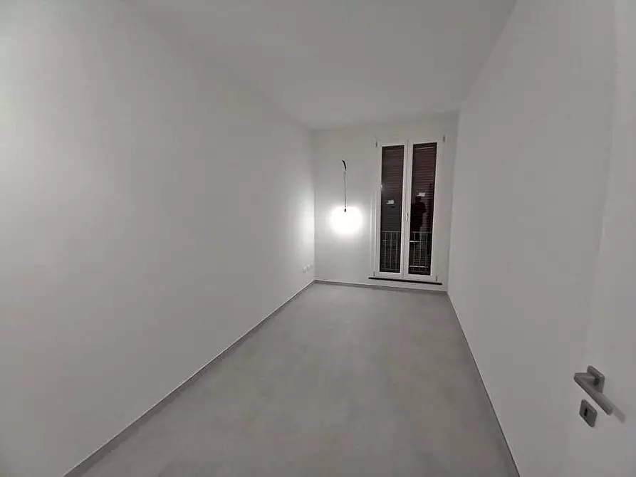 Immagine 21 di Appartamento in vendita  a Pontedera