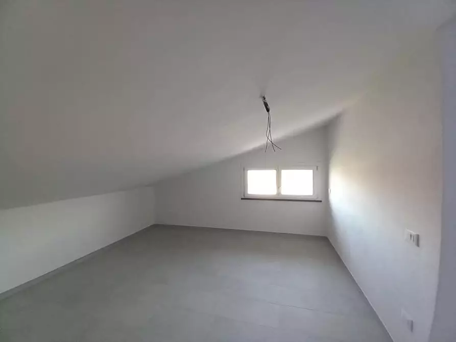 Immagine 10 di Appartamento in vendita  a Pontedera