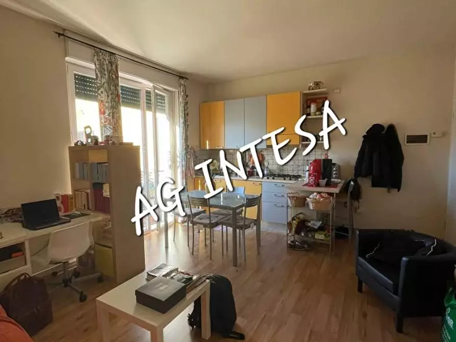 Immagine 13 di Appartamento in vendita  a Pisa