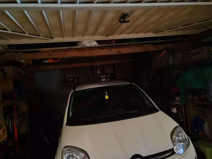 Immagine 19 di Appartamento in vendita  a Massa