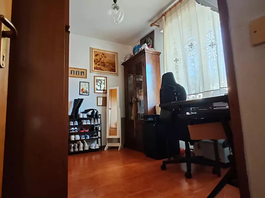 Immagine 16 di Appartamento in vendita  a Massa