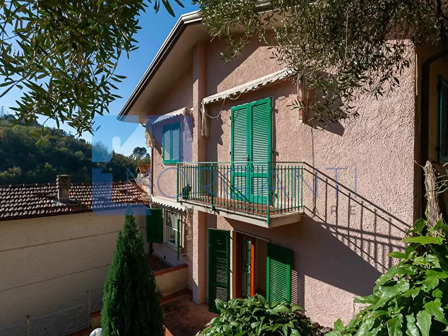 Immagine 2 di Casa semindipendente in vendita  a Pietrasanta