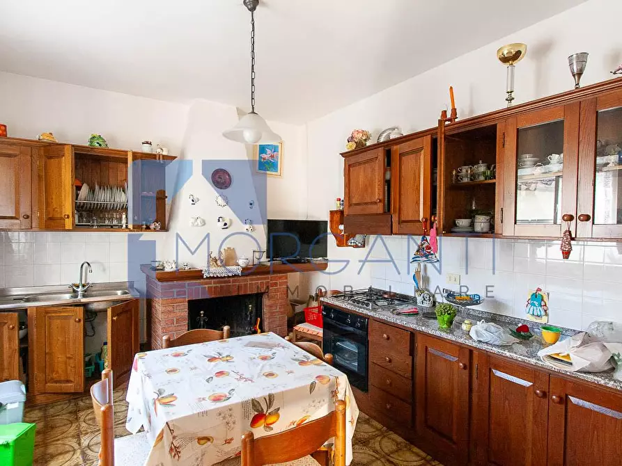 Immagine 10 di Casa semindipendente in vendita  a Pietrasanta